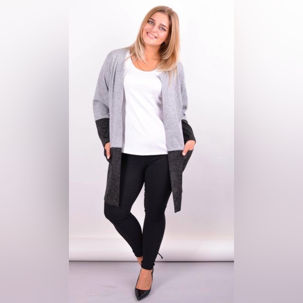 Preswick & Moore Two-Tone Gray and Black Cardigan